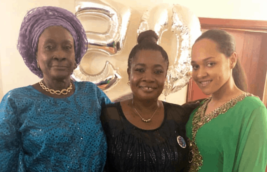 Tania Omotayo in adorable photo with mother and grandma